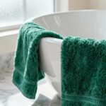100% Cotton Emerald Green Bath Towel – 60 x 30 Inches - Image 2
